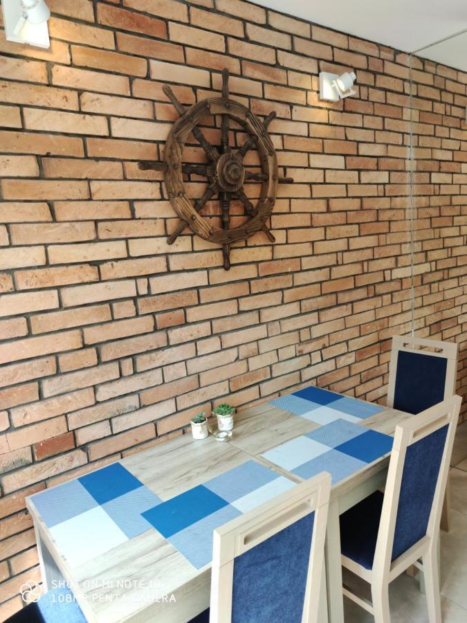 Pokoje Goscinne Pod Kasztanami Łeba Extérieur photo