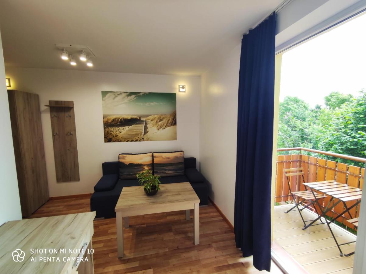 Pokoje Goscinne Pod Kasztanami Łeba Extérieur photo