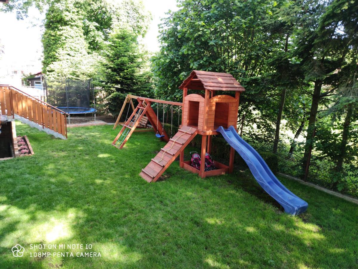 Pokoje Goscinne Pod Kasztanami Łeba Extérieur photo