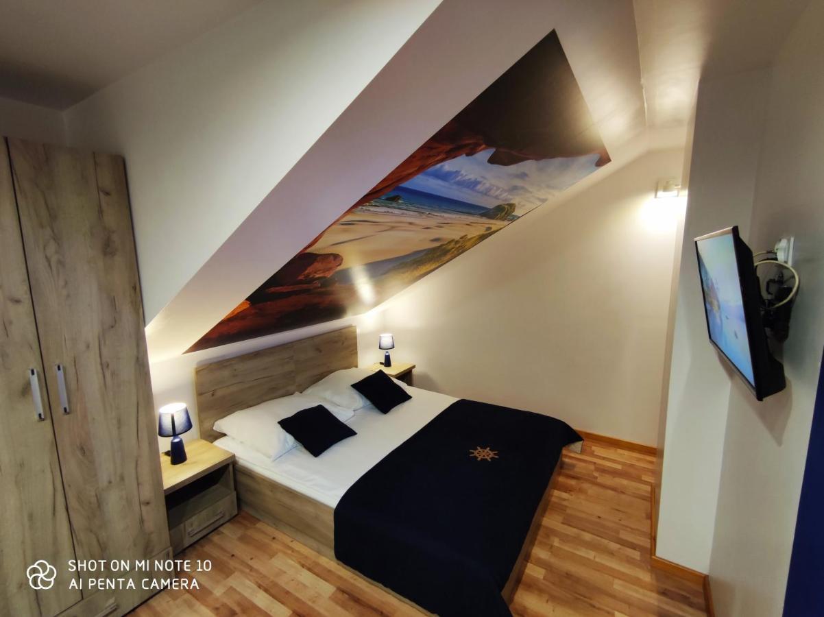 Pokoje Goscinne Pod Kasztanami Łeba Extérieur photo