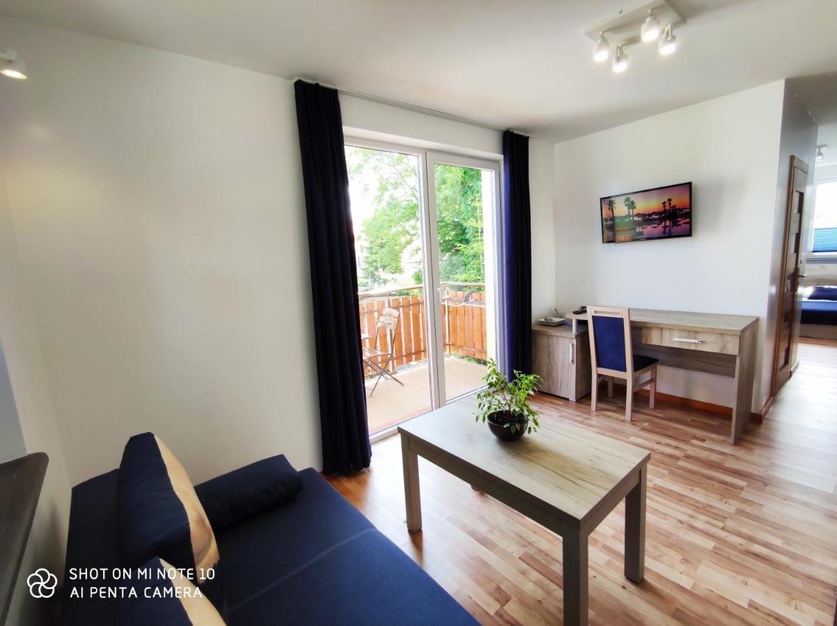 Pokoje Goscinne Pod Kasztanami Łeba Extérieur photo