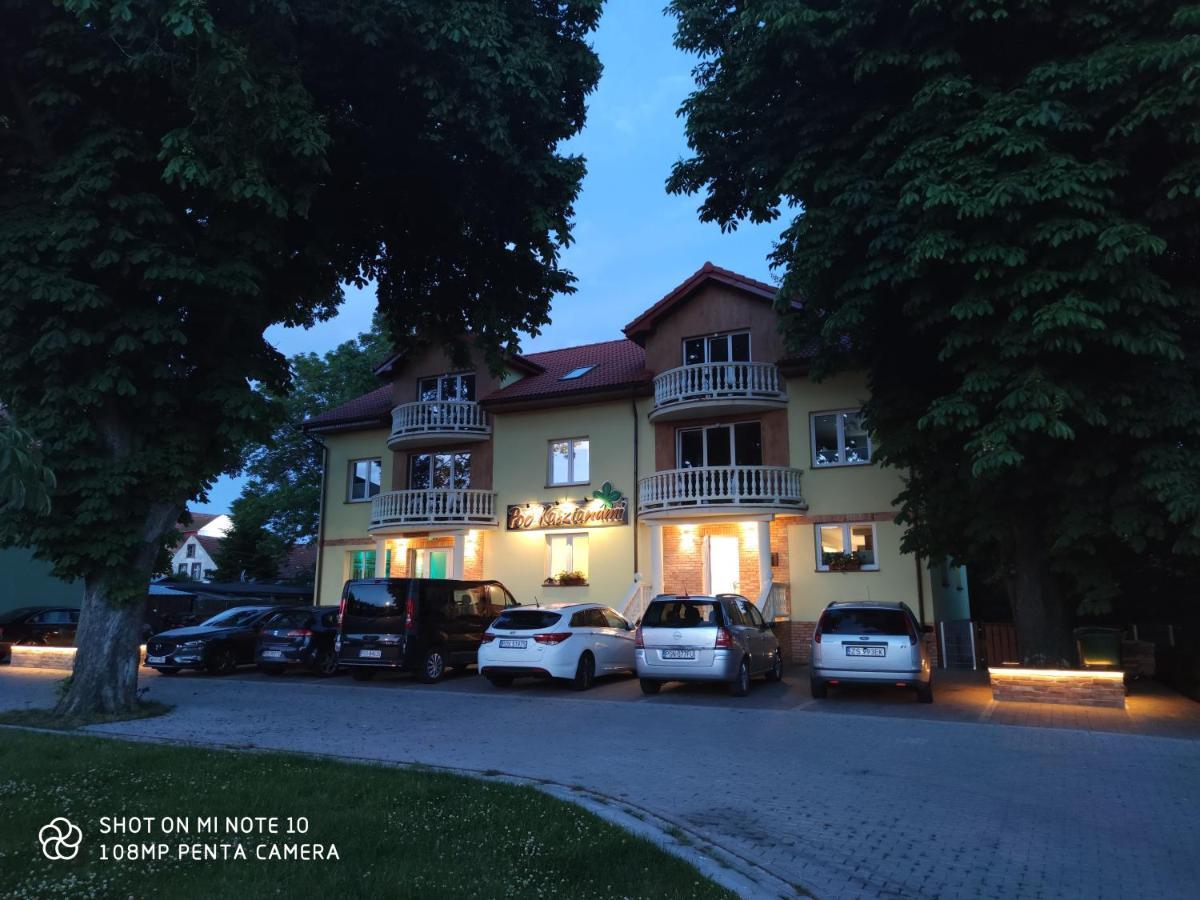 Pokoje Goscinne Pod Kasztanami Łeba Extérieur photo