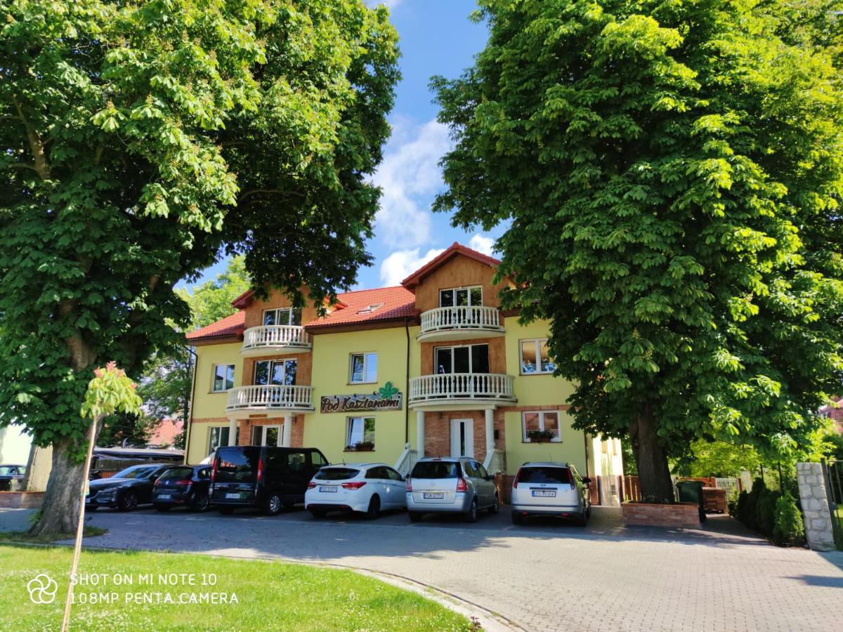 Pokoje Goscinne Pod Kasztanami Łeba Extérieur photo